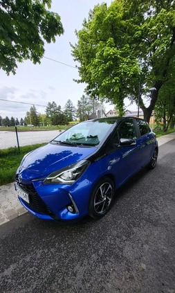 Toyota Yaris cena 59900 przebieg: 65000, rok produkcji 2019 z Chęciny małe 11